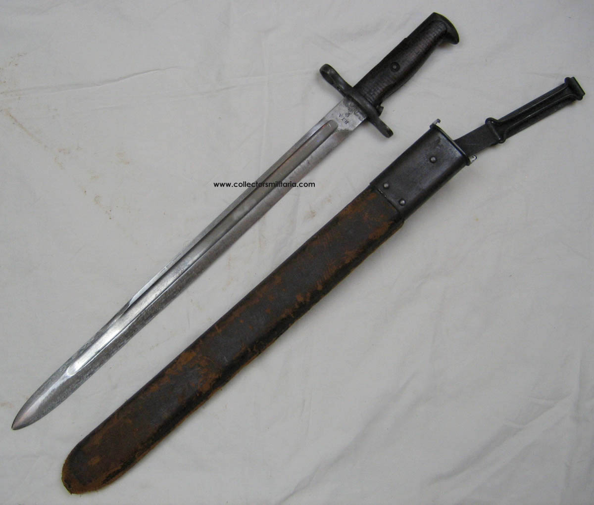 This is a scarce early US M1905 bayonet for the 1903 Springfield rifle. 